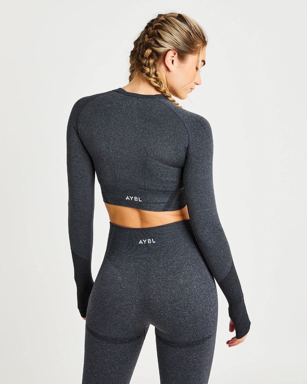 AYBL Balance V2 Seamless Long Sleeve Crop Top Czarne | 281470-SPZ