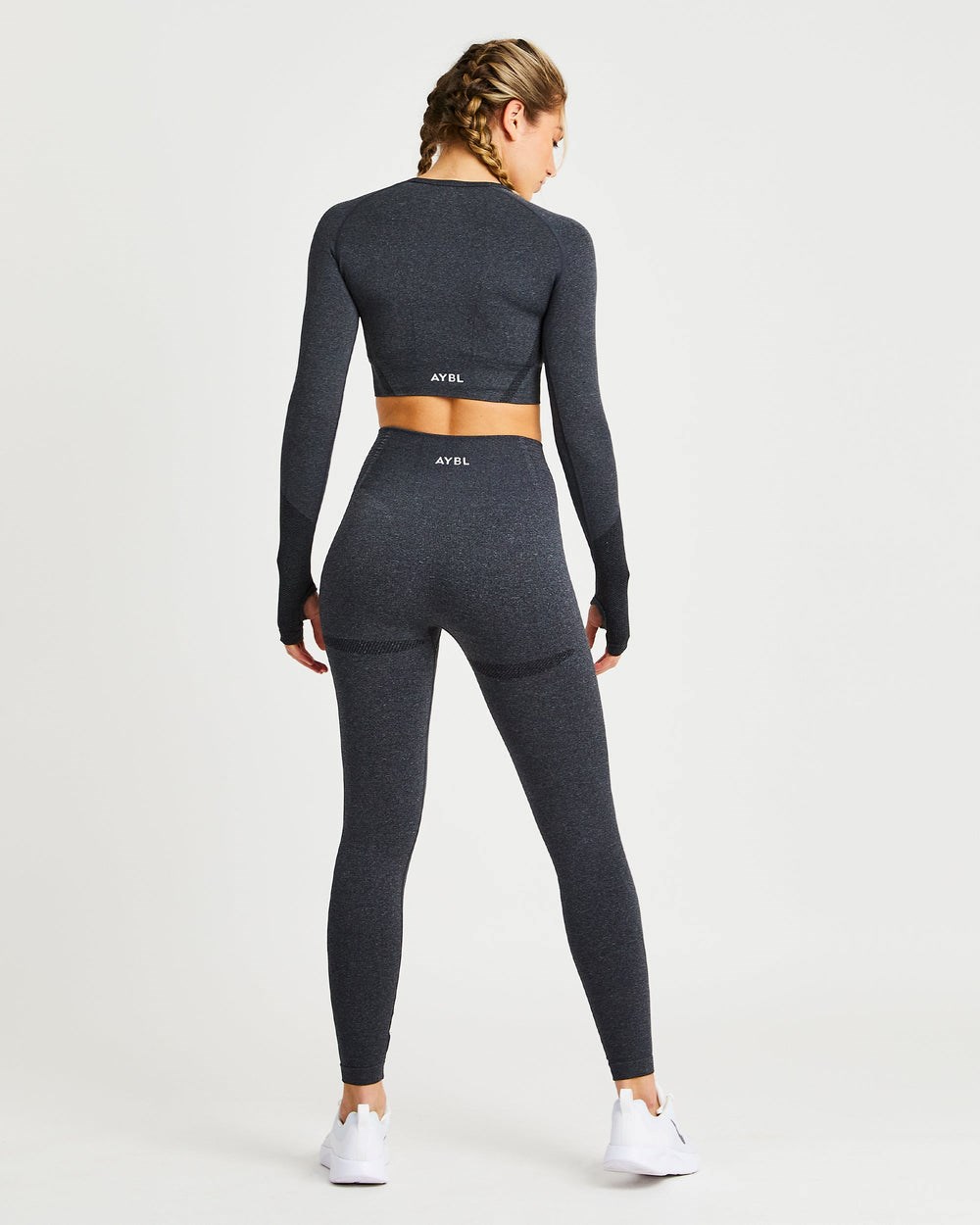 AYBL Balance V2 Seamless Long Sleeve Crop Top Czarne | 281470-SPZ