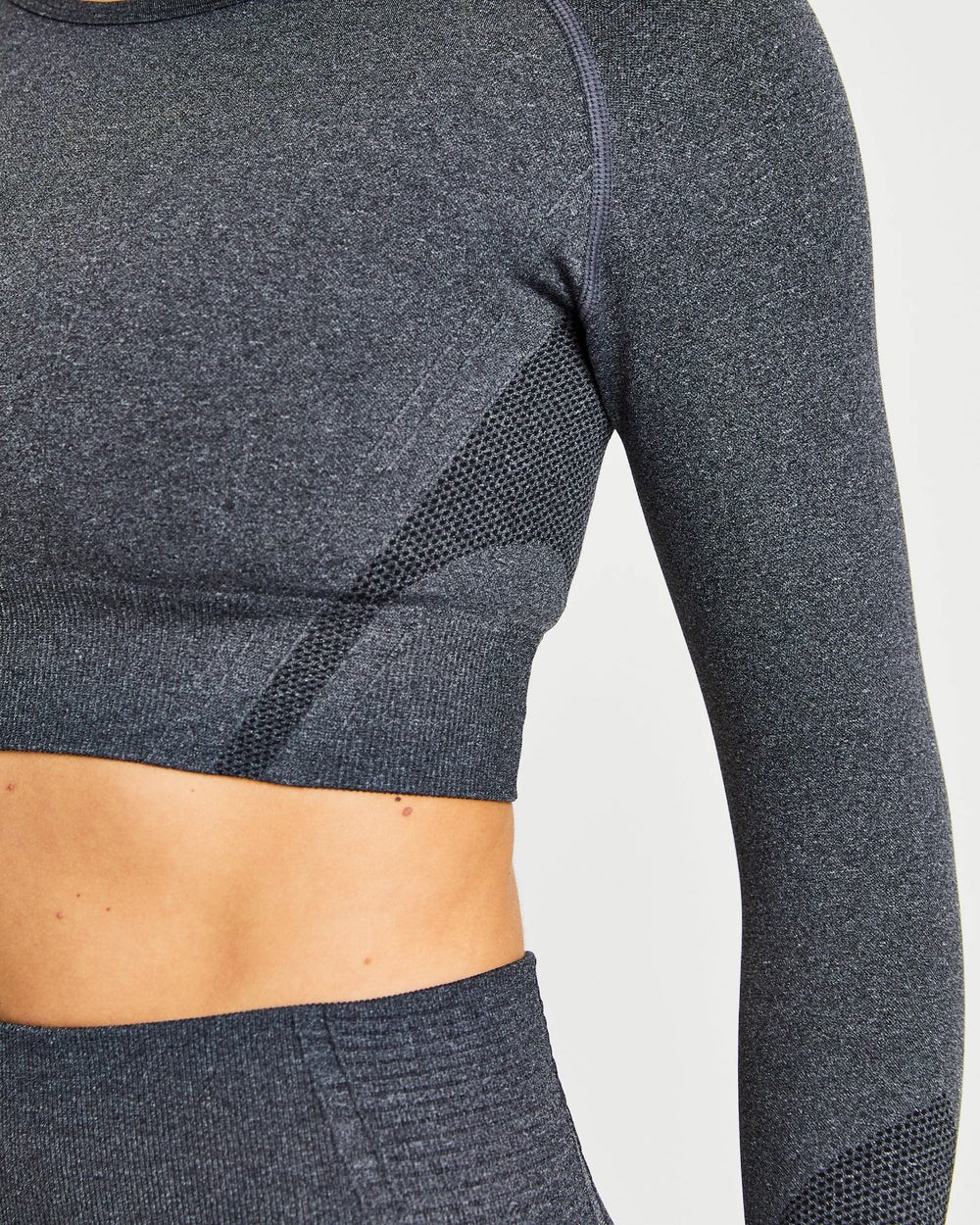 AYBL Balance V2 Seamless Long Sleeve Crop Top Czarne | 281470-SPZ