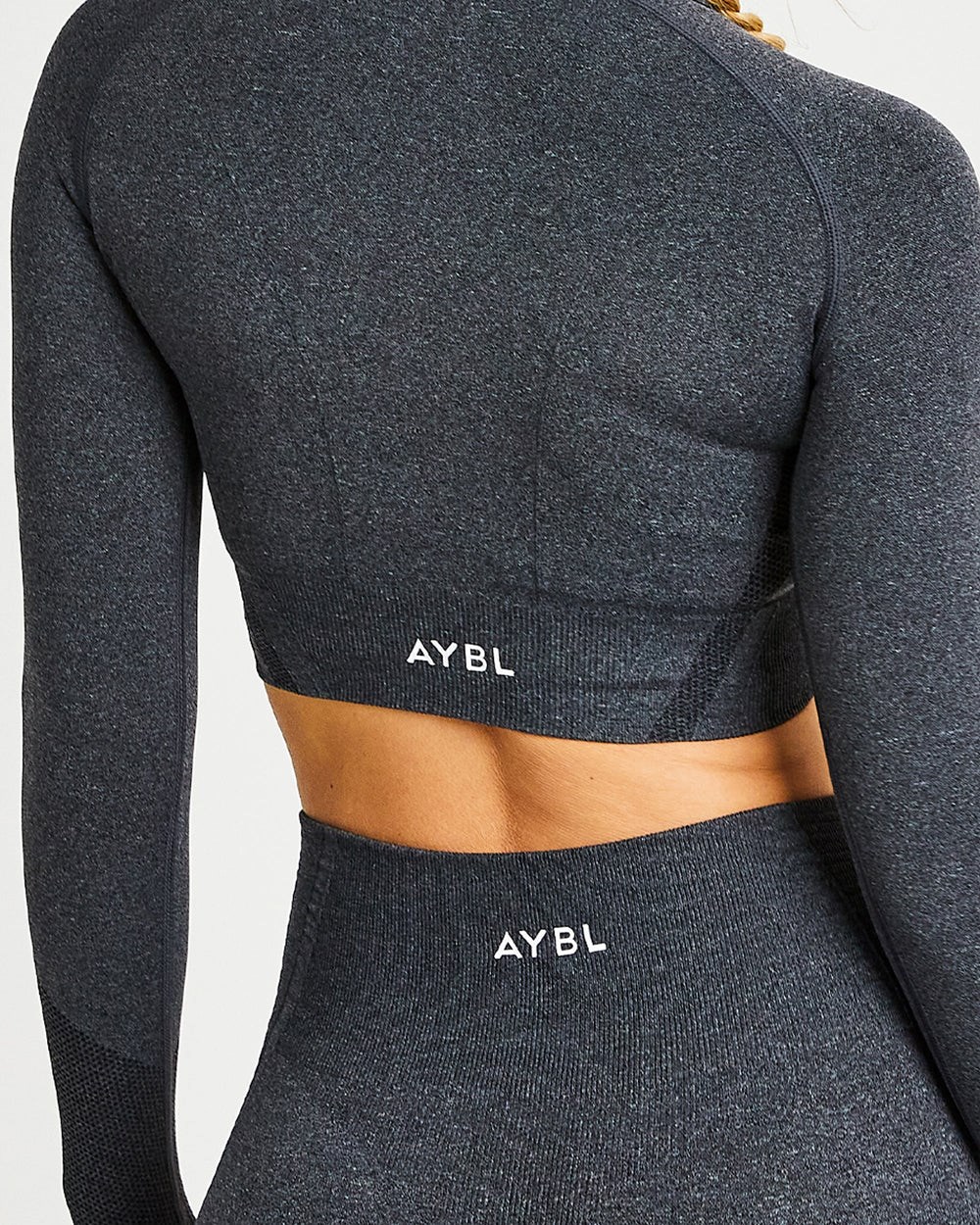 AYBL Balance V2 Seamless Long Sleeve Crop Top Czarne | 281470-SPZ