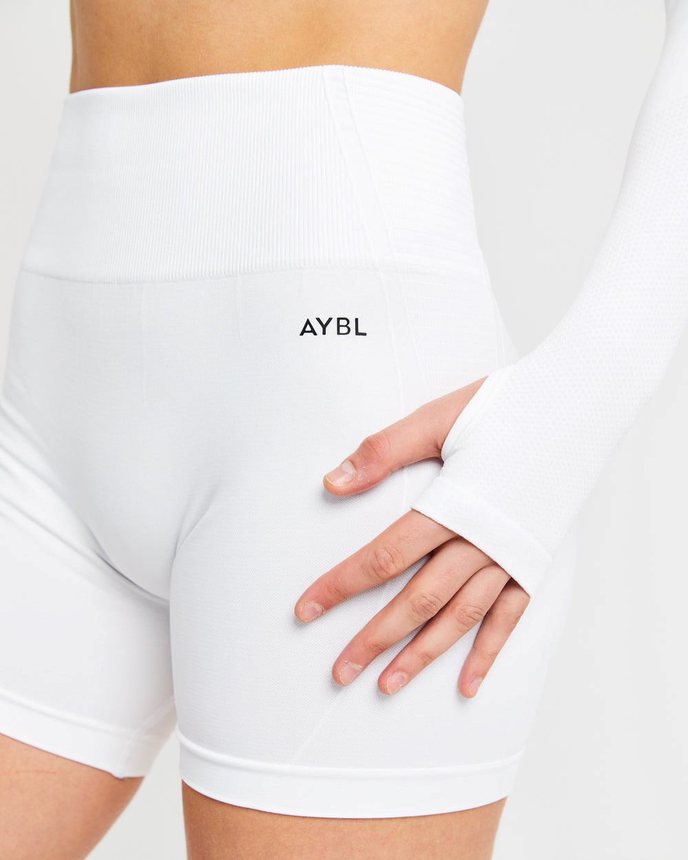 AYBL Balance V2 Seamless Shorts Białe | 876159-OHT