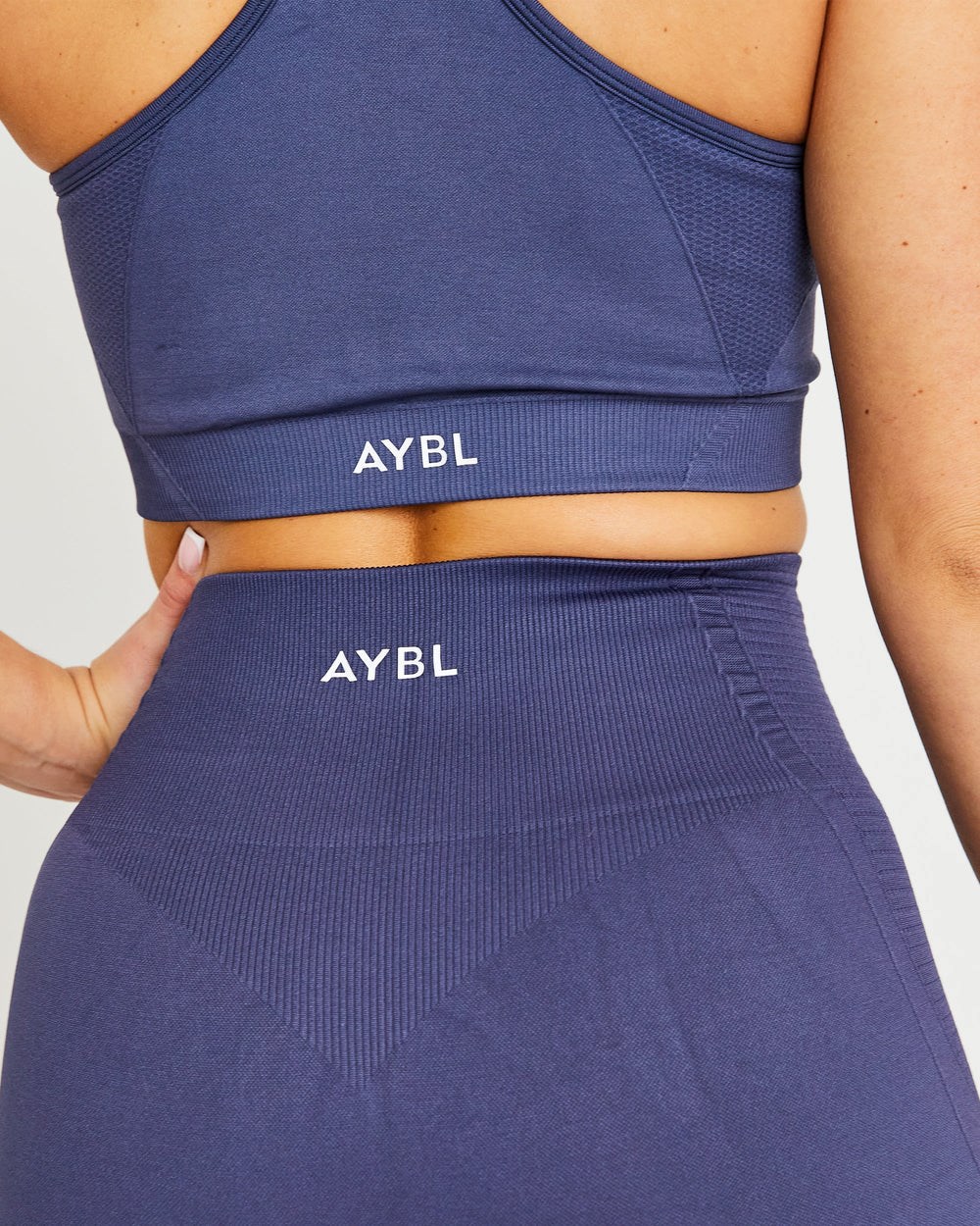 AYBL Balance V2 Seamless Shorts Granatowe Niebieskie | 365291-YOL