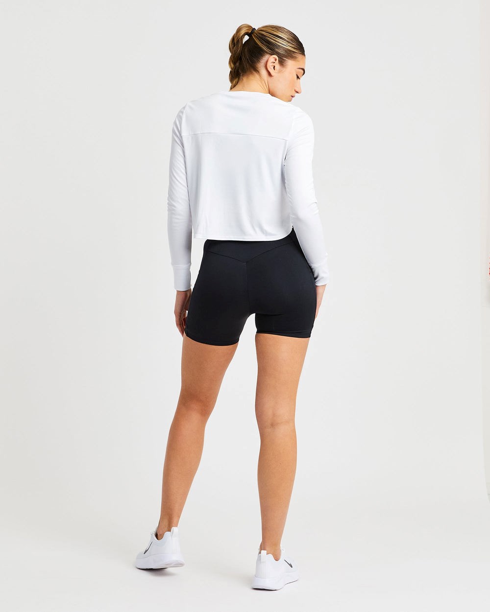 AYBL Define Long Sleeve Crop T Białe | 190268-AQK