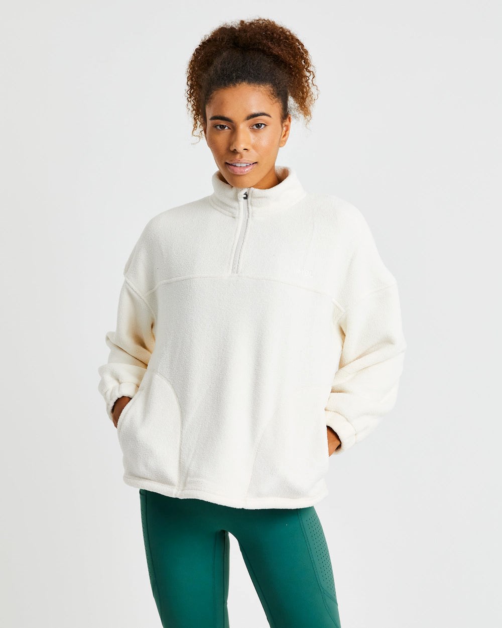 AYBL Effortless Oversized Fleece Kremowe | 678524-HYO