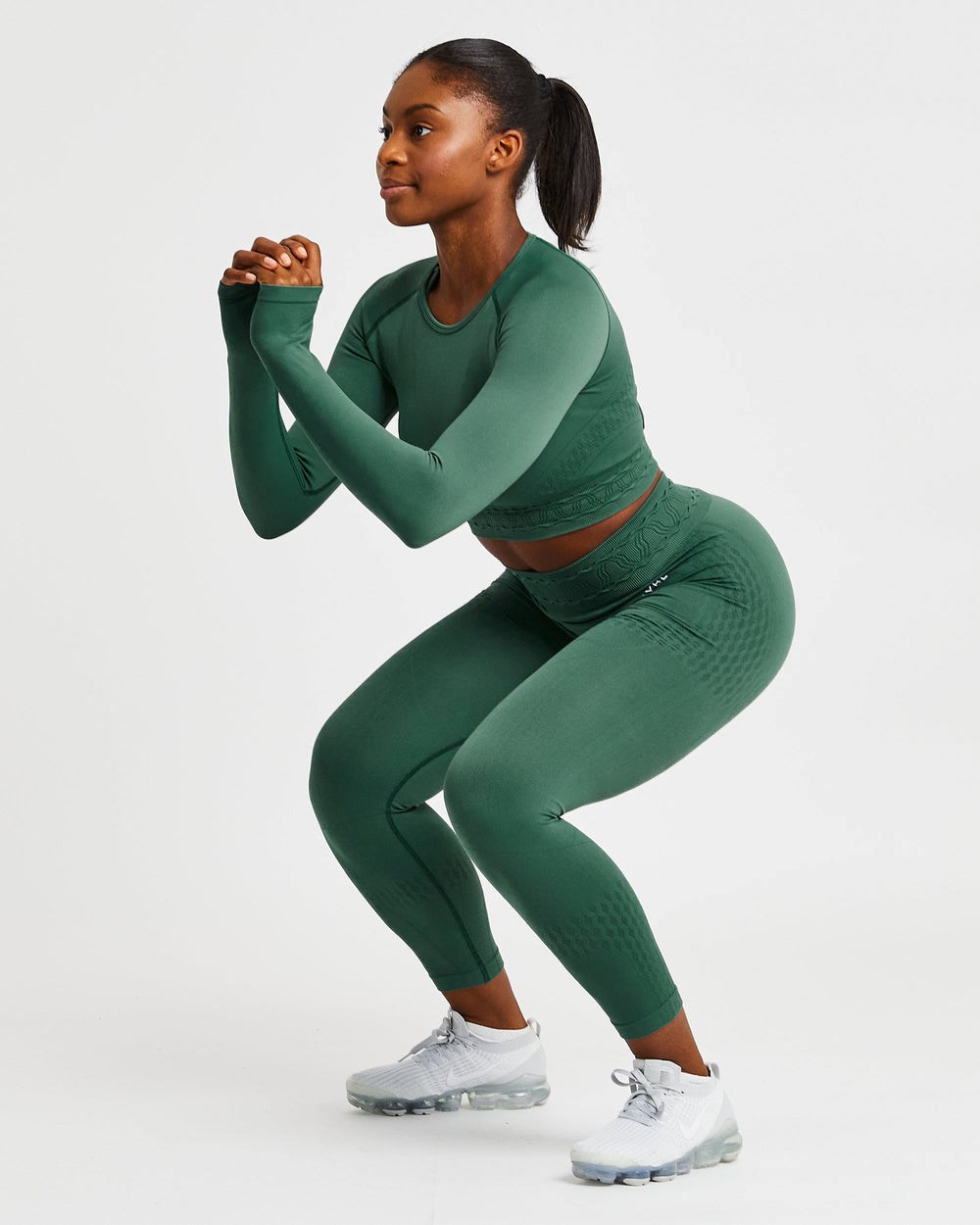 AYBL Elevate Seamless Long Sleeve Crop Top Zielone | 329150-BQG