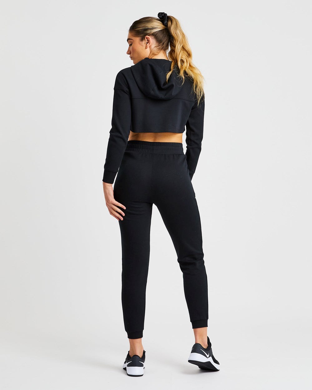 AYBL Everyday Joggers Czarne | 923680-AWG