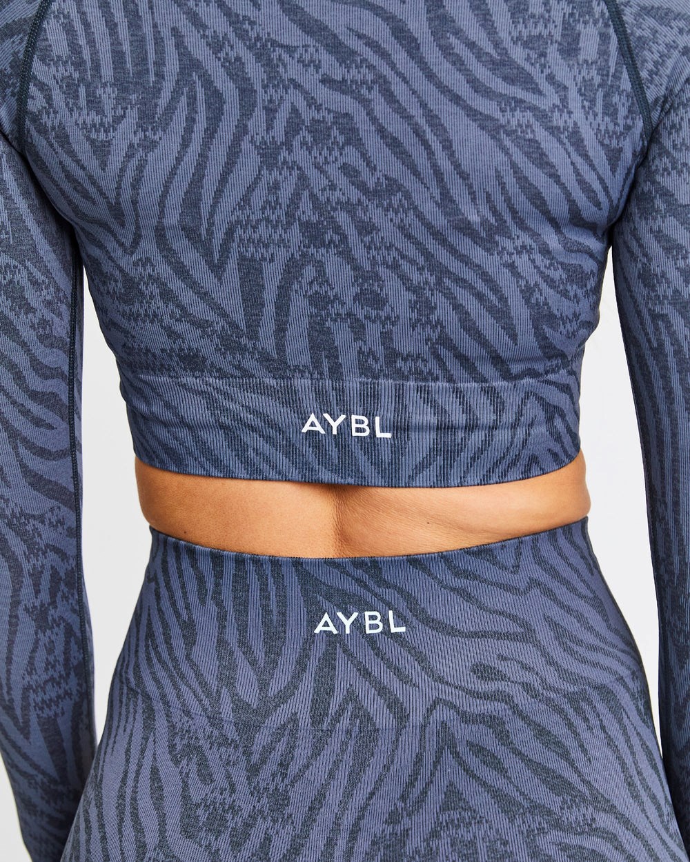 AYBL Evolve Animal Seamless Long Sleeve Crop Top Niebieskie | 509423-NTP