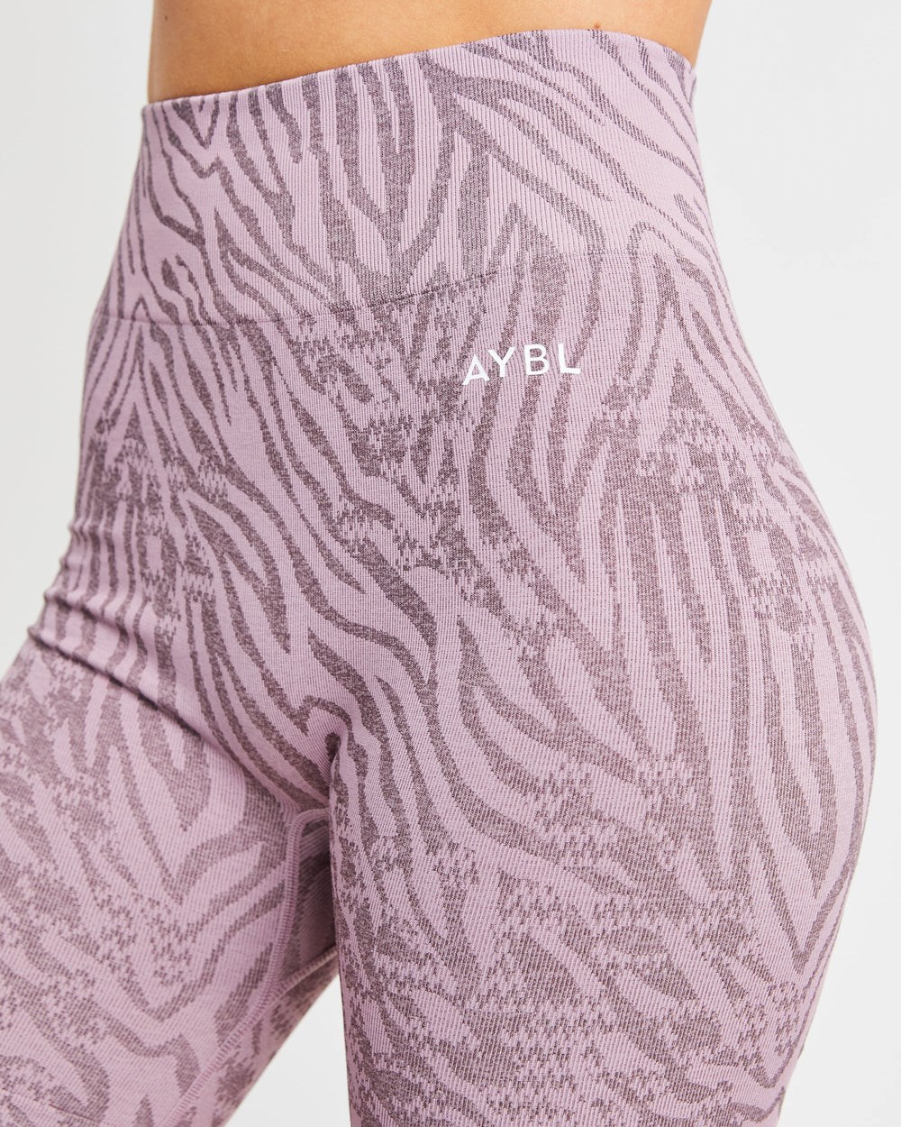 AYBL Evolve Animal Seamless Shorts Mauve Lilac | 468507-LMR