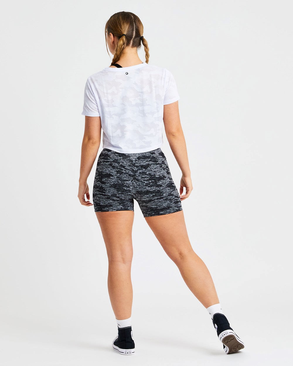 AYBL Evolve Camo Crop T Shirt Białe | 518746-JWN