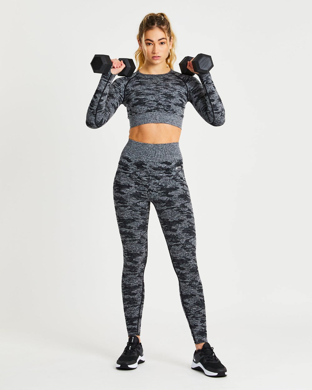 AYBL Evolve Camo Seamless Long Sleeve Crop Top Czarne | 239718-WIN