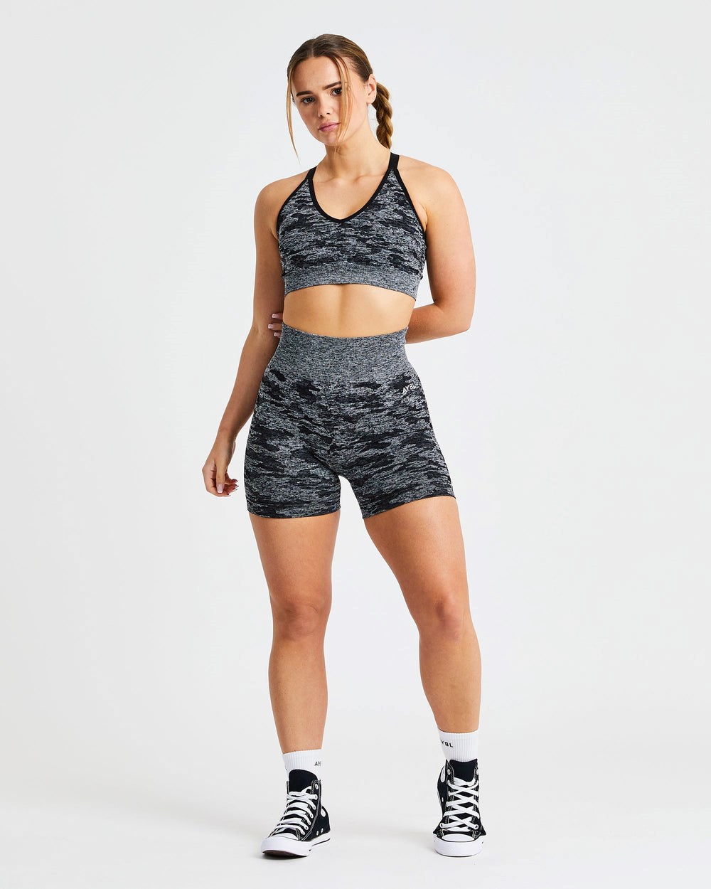 AYBL Evolve Camo Seamless Shorts Czarne | 307689-SHR