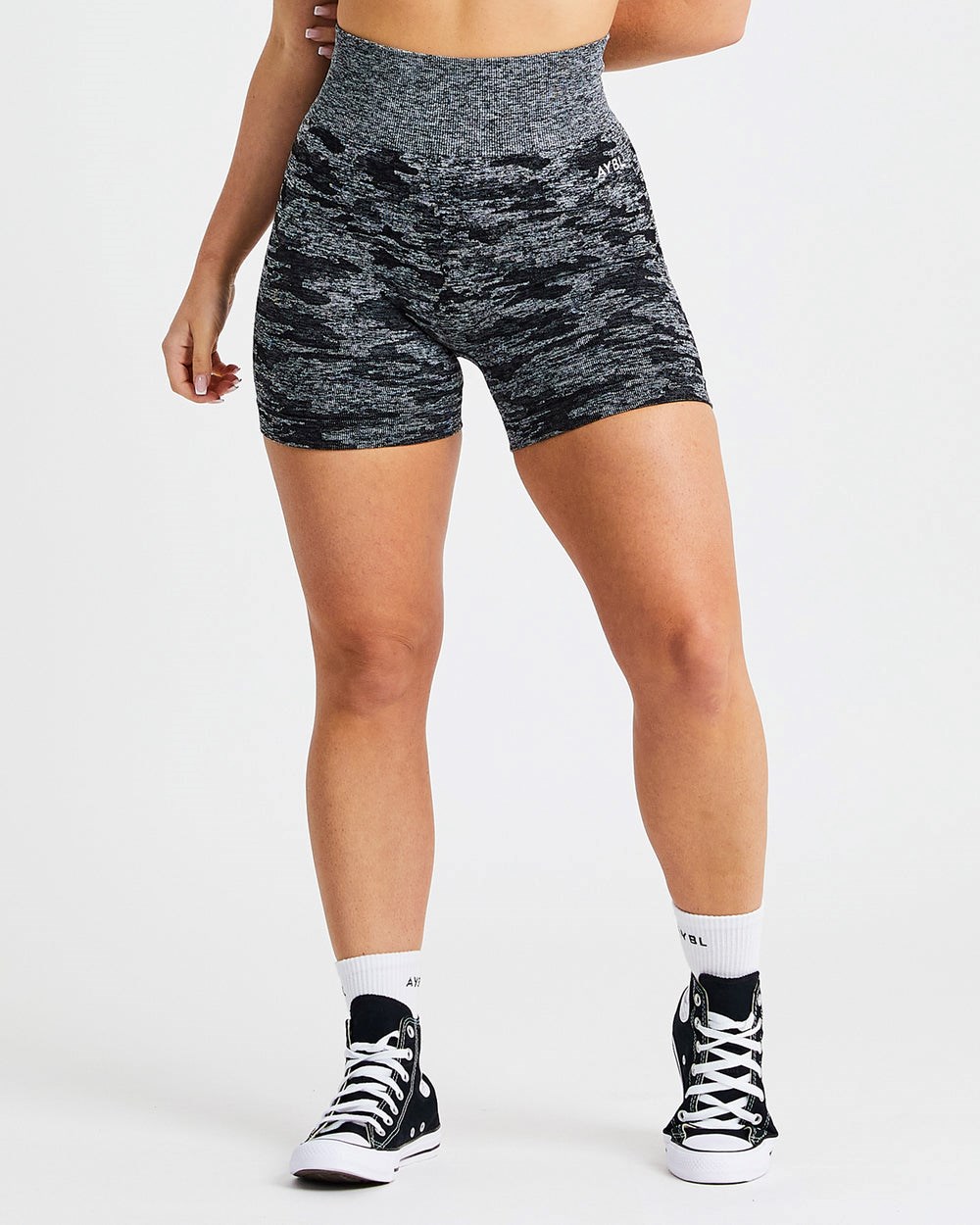 AYBL Evolve Camo Seamless Shorts Czarne | 307689-SHR