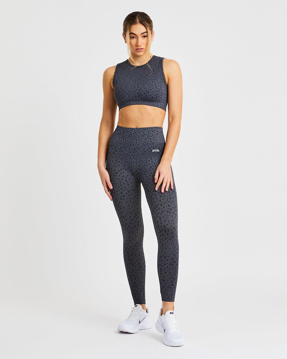 AYBL Evolve Speckle Seamless Crop Vest Charcoal | 458603-GVU