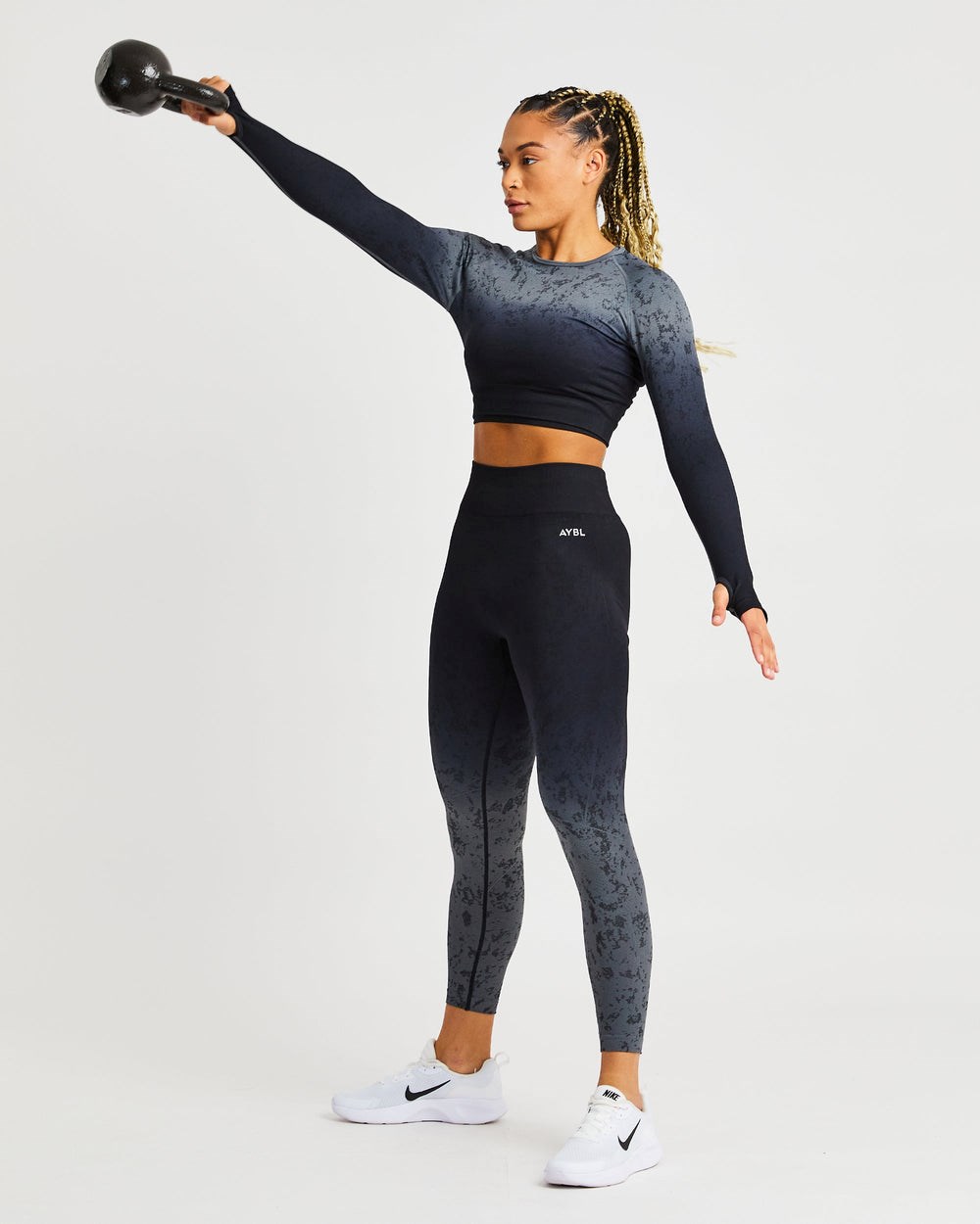 AYBL Flare Seamless Long Sleeve Crop Top Czarne | 917054-SIG