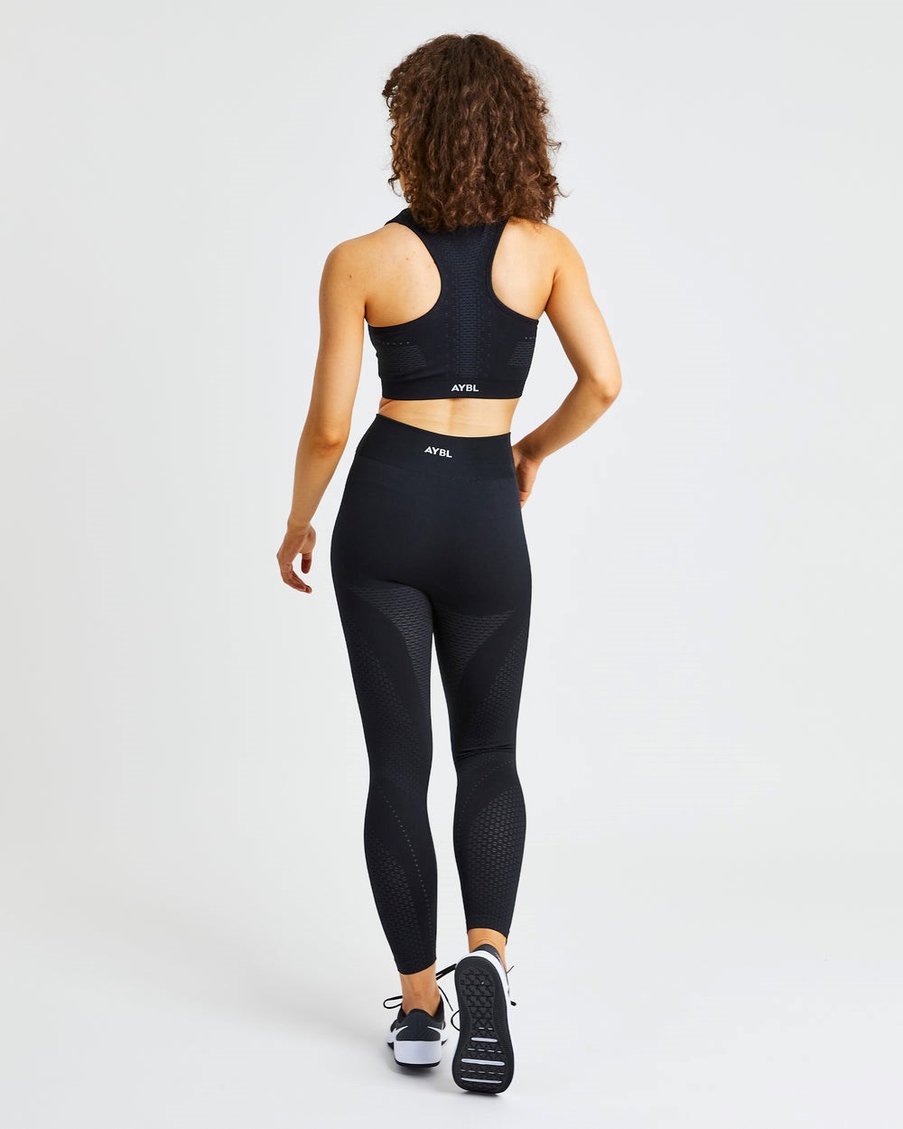 AYBL Ignite Seamless Leggings Czarne | 635480-SMT