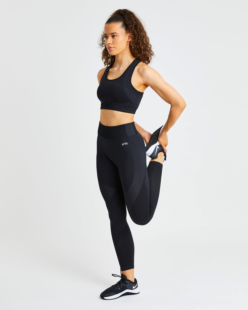 AYBL Ignite Seamless Leggings Czarne | 635480-SMT