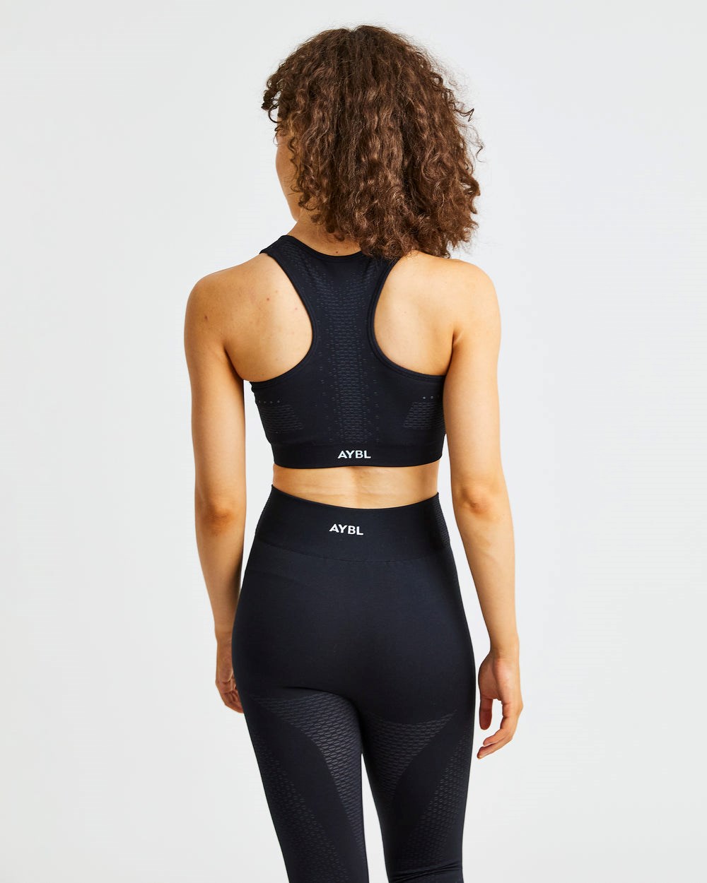 AYBL Ignite Seamless Sports Bra Czarne | 726308-QKE