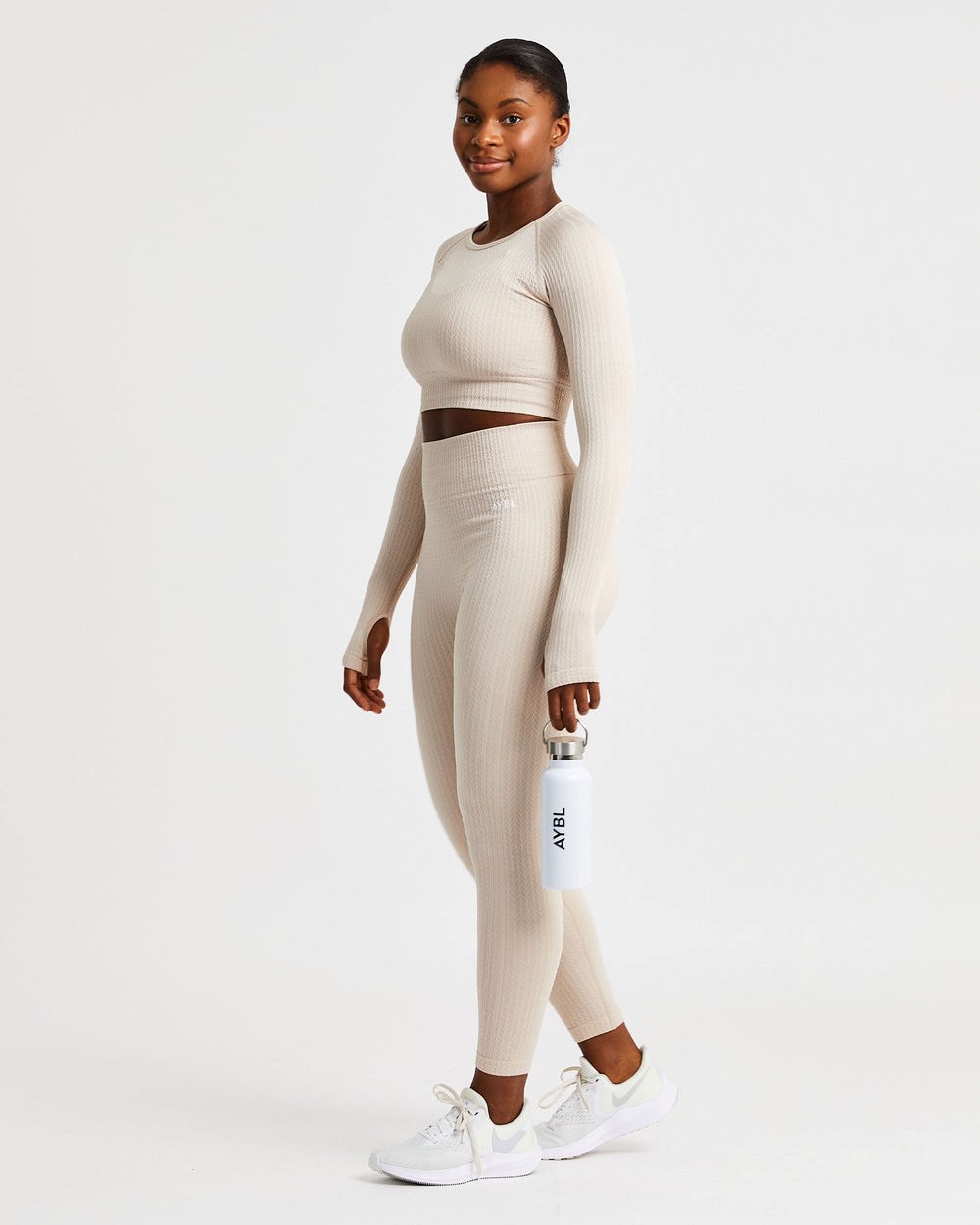 AYBL Luxe Seamless Long Sleeve Crop Top Sand | 047598-TXF