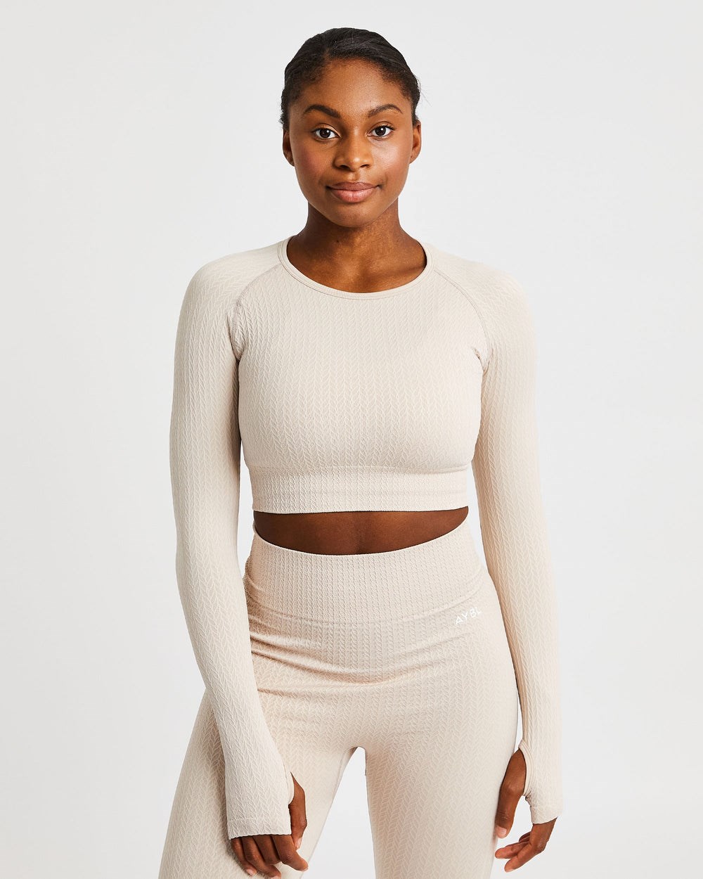 AYBL Luxe Seamless Long Sleeve Crop Top Sand | 047598-TXF