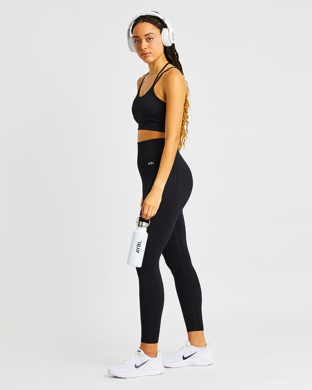 AYBL Luxe Seamless Sports Bra Czarne | 253641-IDK