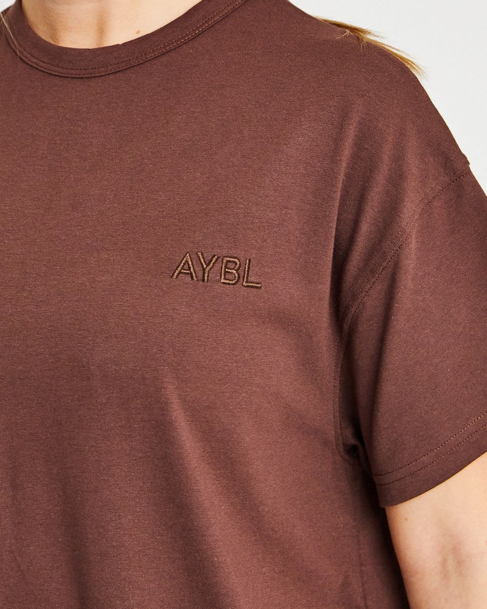 AYBL Luxe T Shirt Brązowe | 432618-EBO