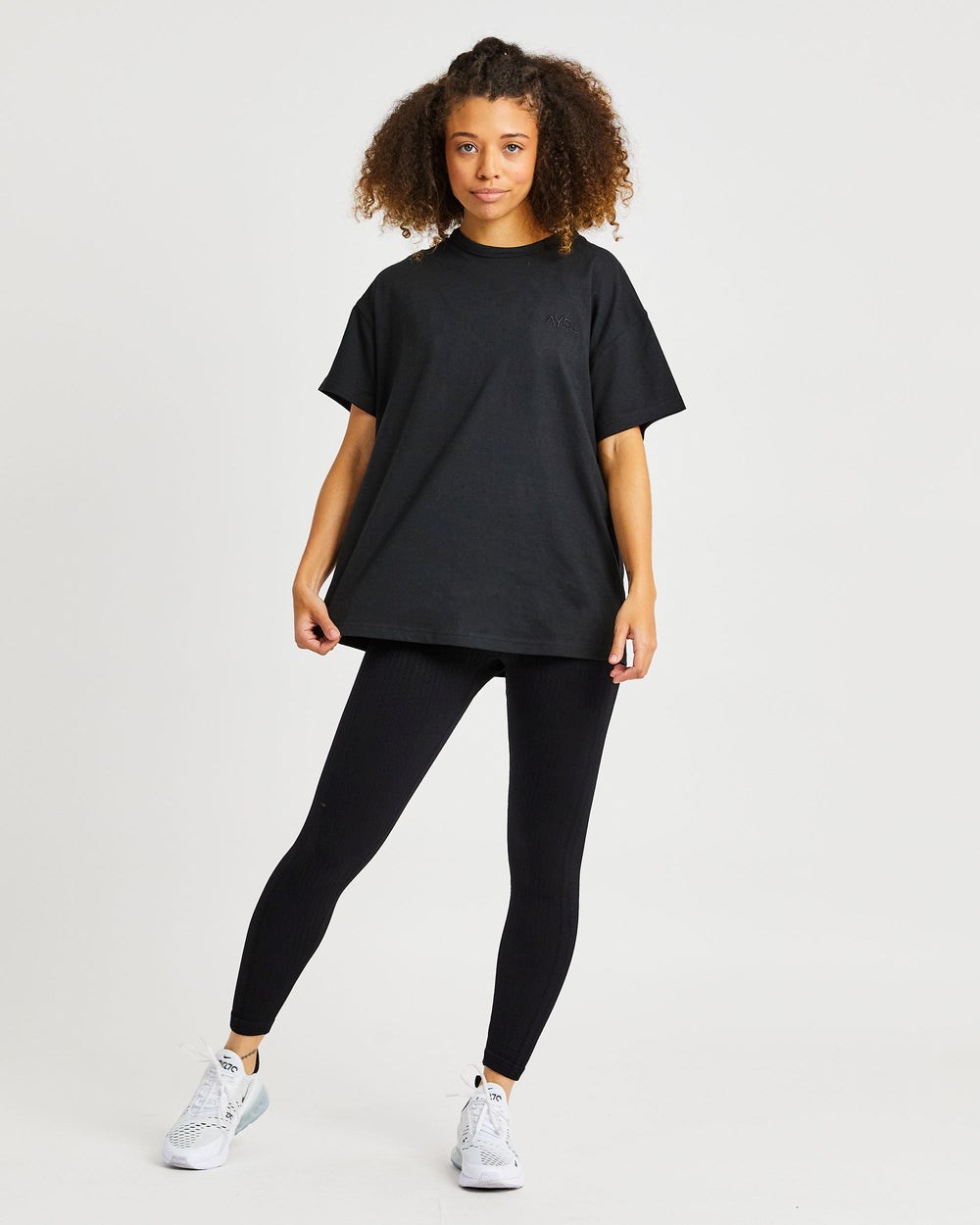 AYBL Luxe T Shirt Czarne | 526981-RIO