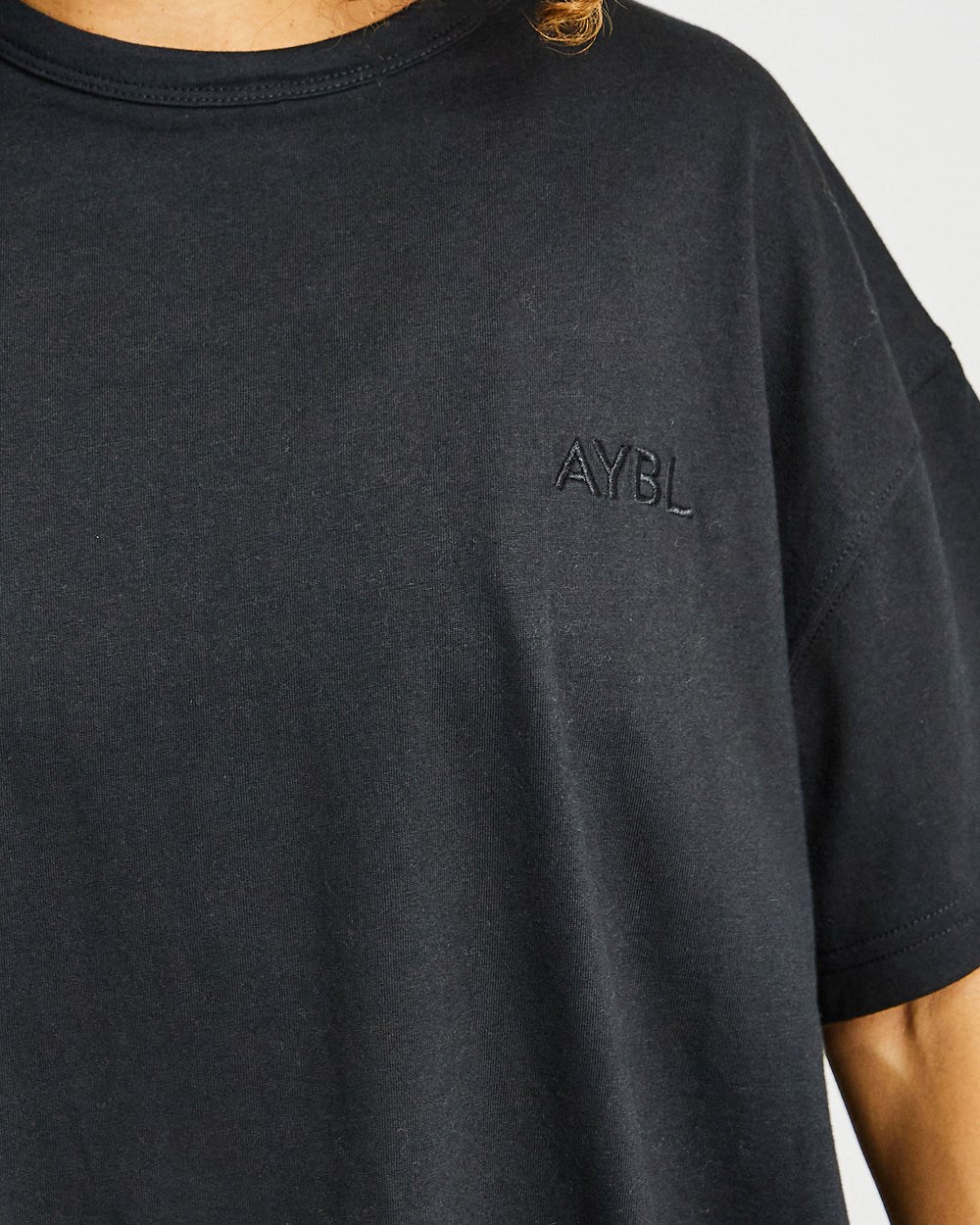 AYBL Luxe T Shirt Czarne | 526981-RIO