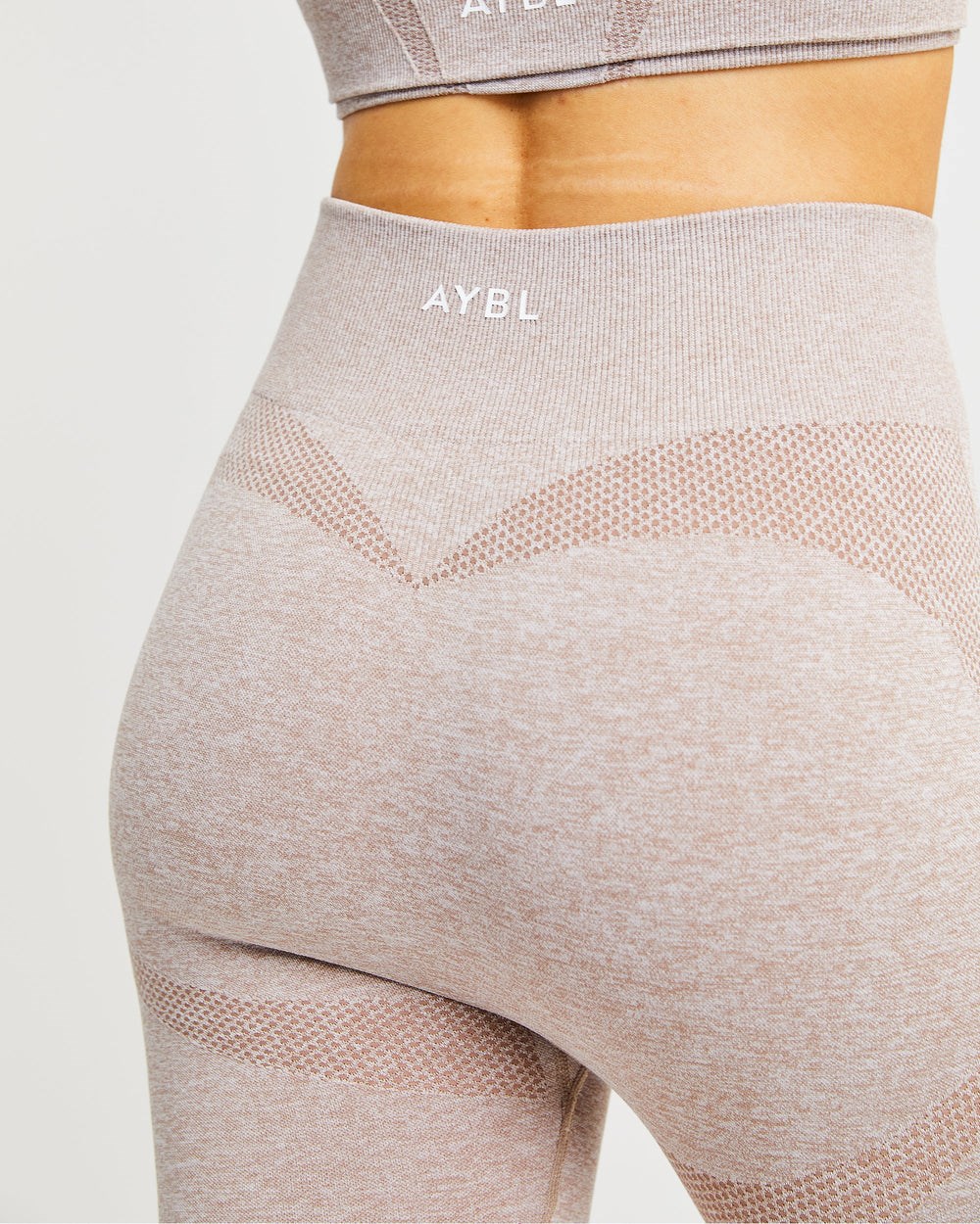 AYBL Motion Seamless Cycling Shorts Beżowe | 708695-VJB