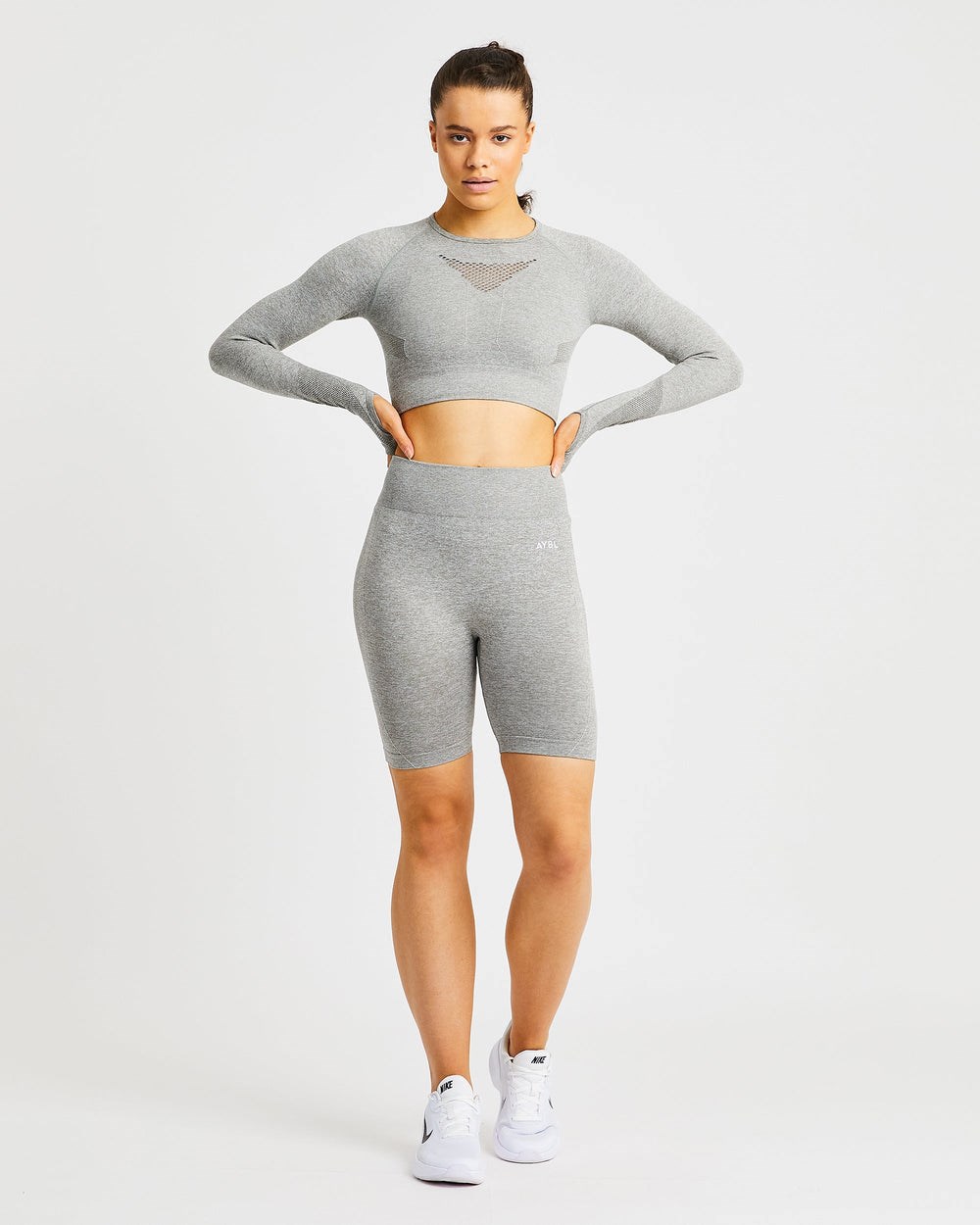 AYBL Motion Seamless Long Sleeve Crop Top Khaki | 703952-VRK