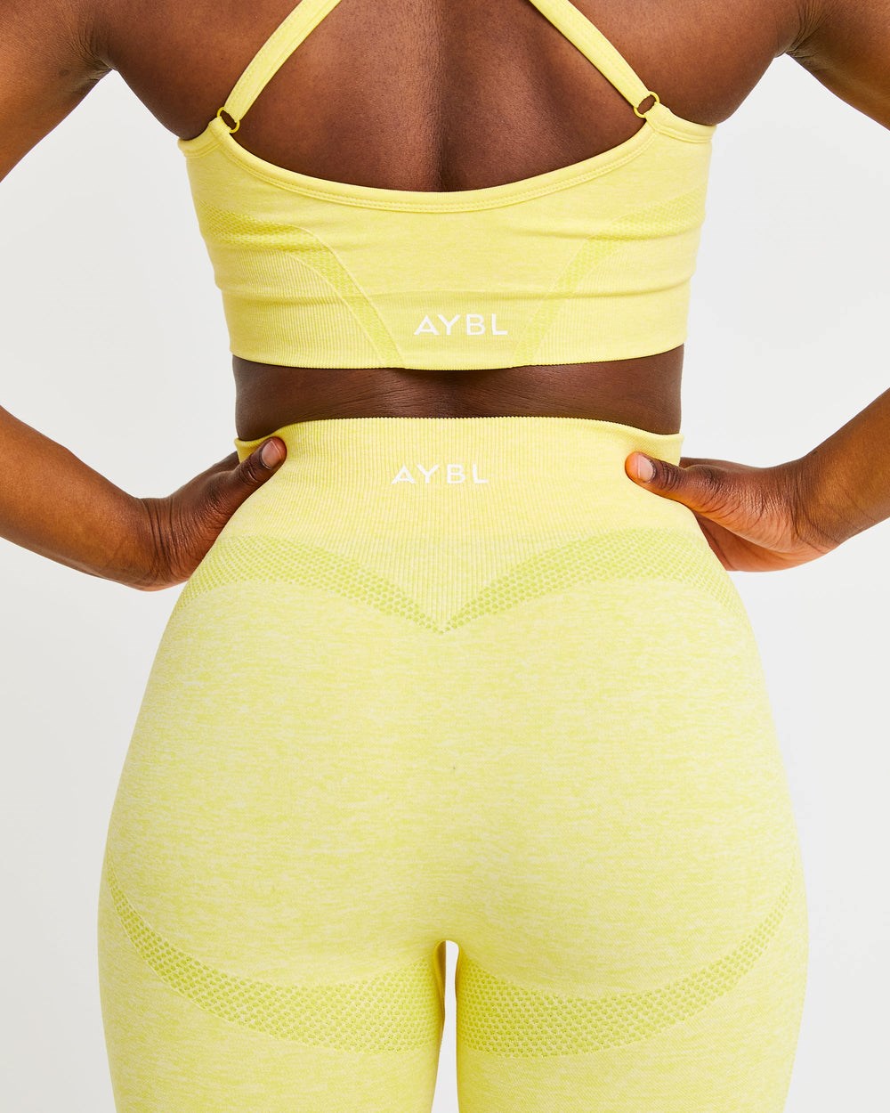 AYBL Motion Seamless Sports Bra Żółte | 429857-MRJ