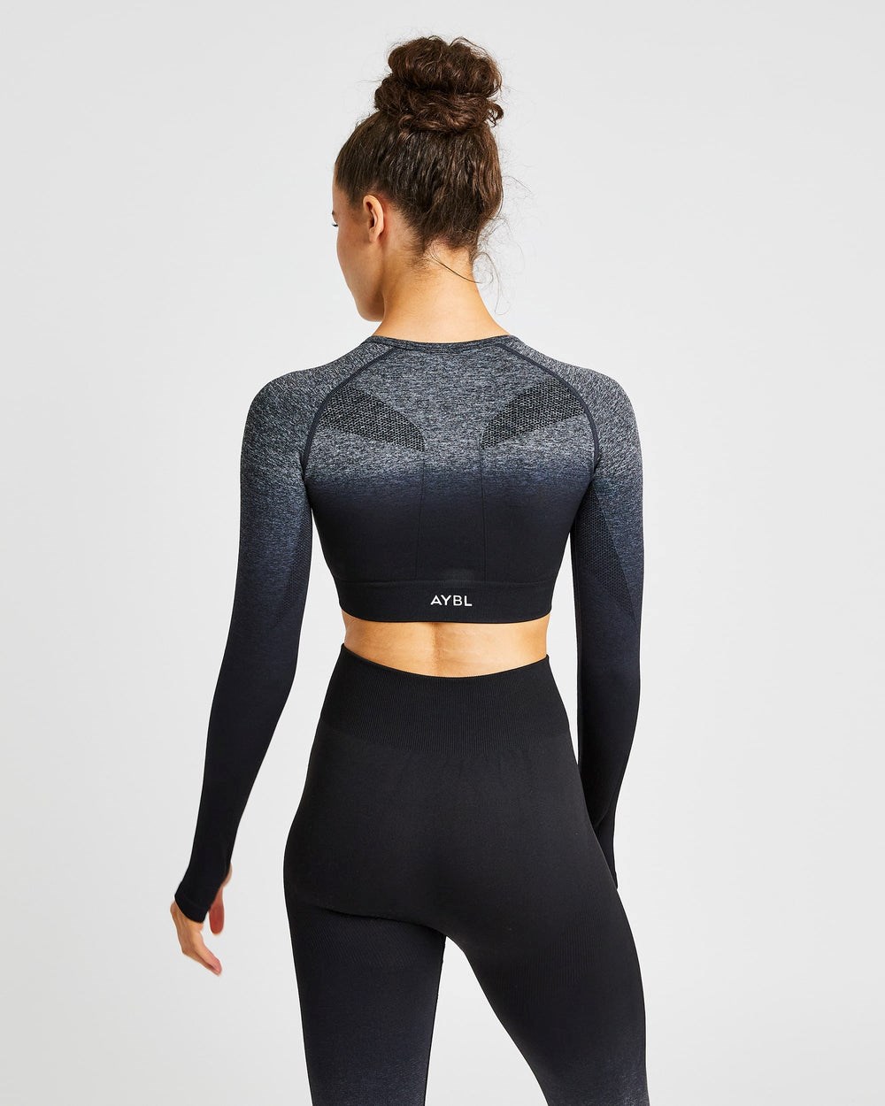 AYBL Pulse Ombré Seamless Long Sleeve Crop Top Black/Grey | 340196-WEB