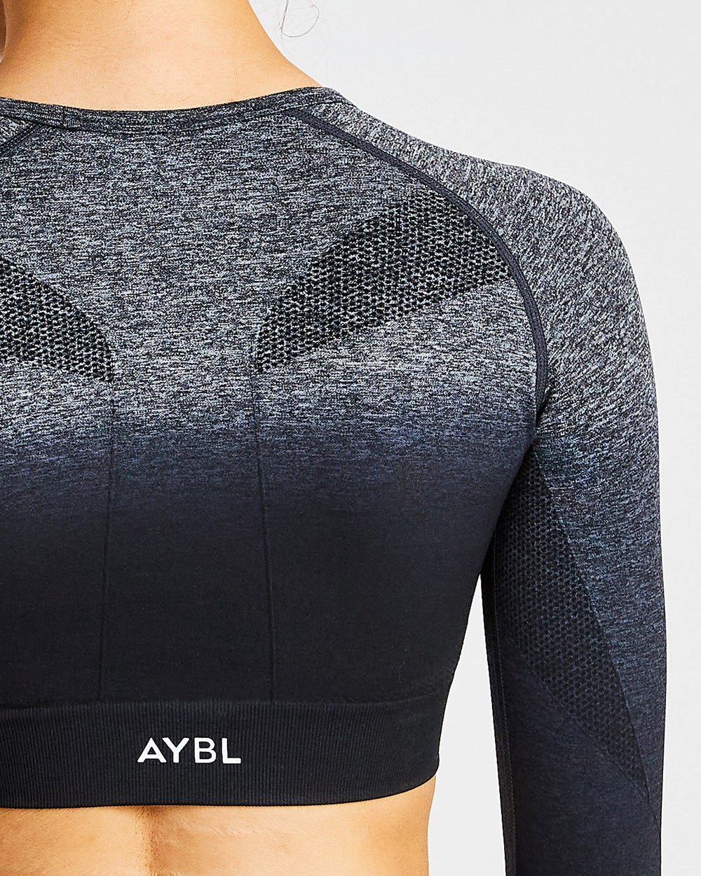 AYBL Pulse Ombré Seamless Long Sleeve Crop Top Black/Grey | 340196-WEB