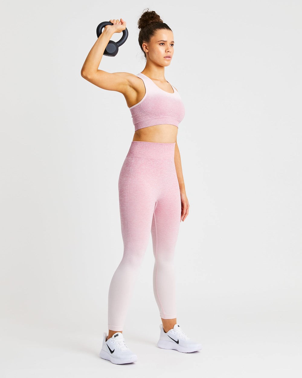 AYBL Pulse Ombré Seamless Sports Bra Różowe | 759634-CEP