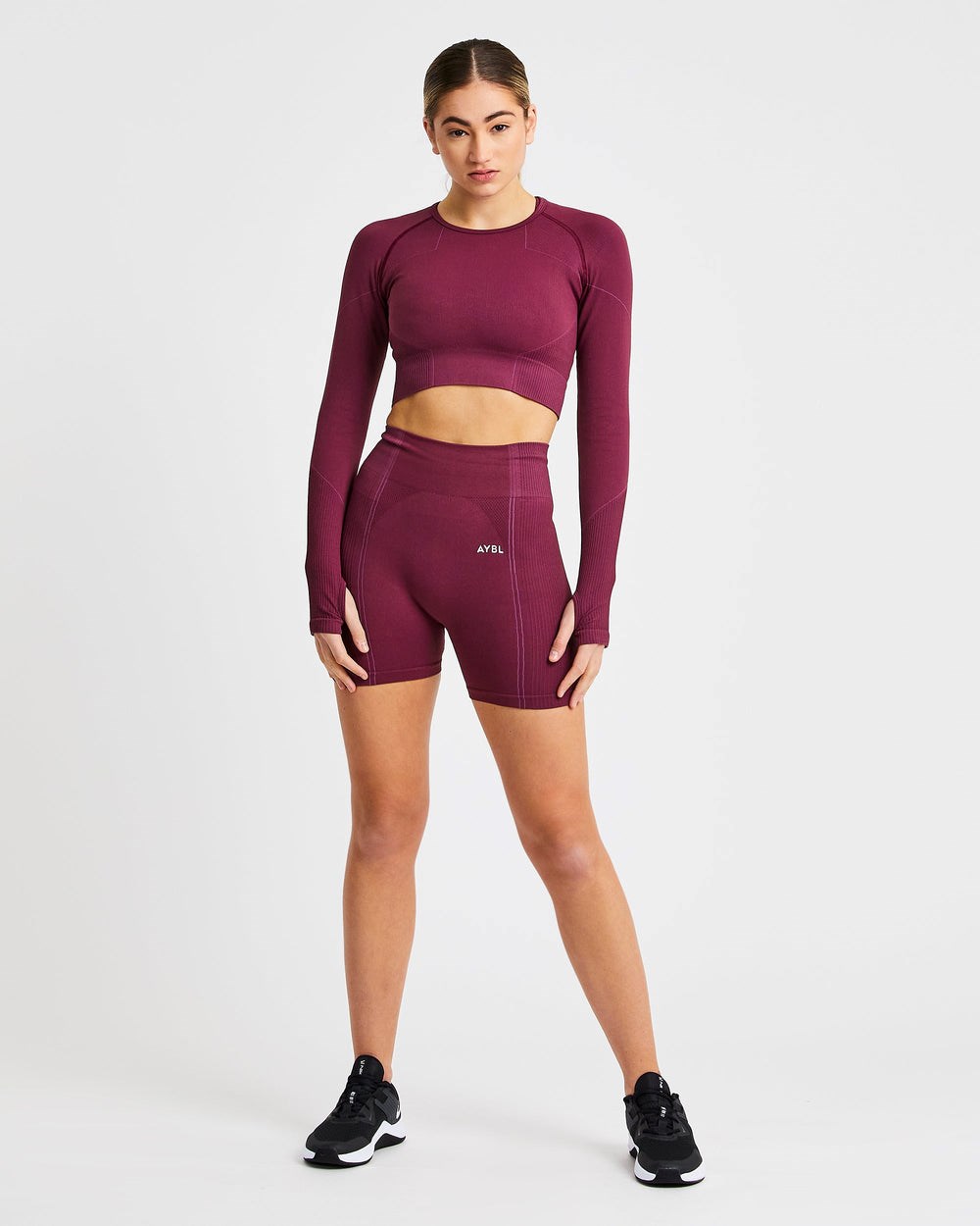 AYBL Reflex Seamless Long Sleeve Crop Top Plum | 802463-OYH