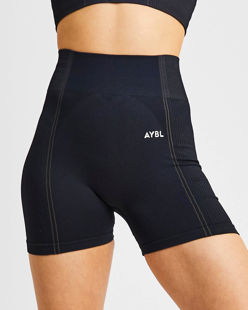 AYBL Reflex Seamless Shorts Czarne | 645170-ZRM