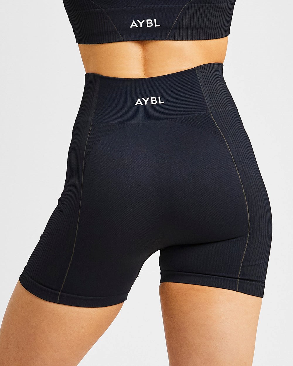 AYBL Reflex Seamless Shorts Czarne | 645170-ZRM