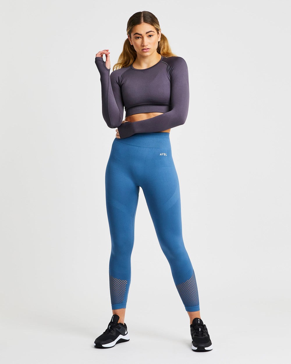 AYBL Reform Seamless Long Sleeve Crop Top Charcoal | 105739-SZF