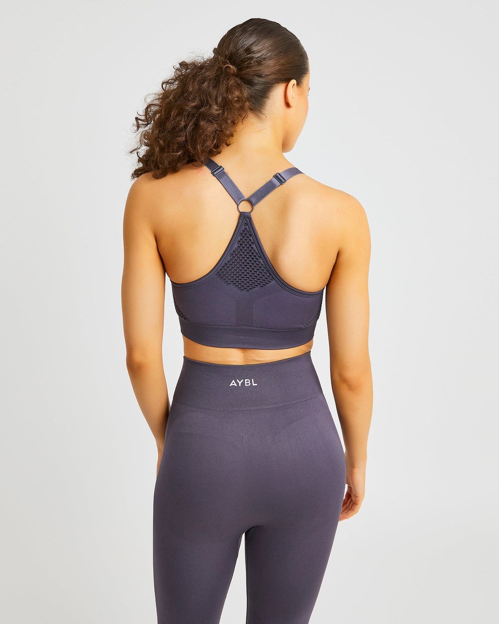 AYBL Reform Seamless Sports Bra Charcoal | 587026-CHT