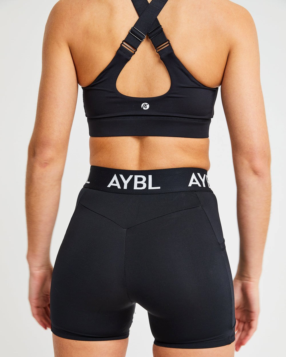 AYBL Sportive High Neck Sports Bra Czarne | 941270-LKV