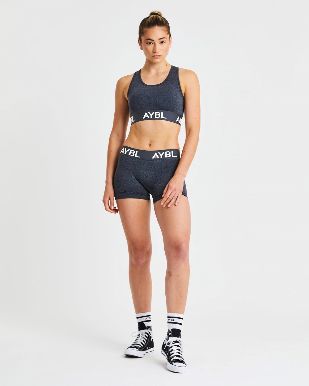 AYBL Staple Seamless Low Rise Shorts Czarne | 064932-UNE