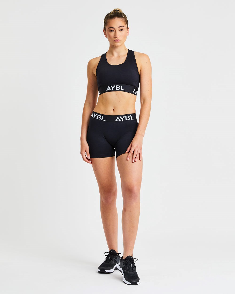 AYBL Staple Seamless Low Rise Shorts Czarne | 347086-LZG