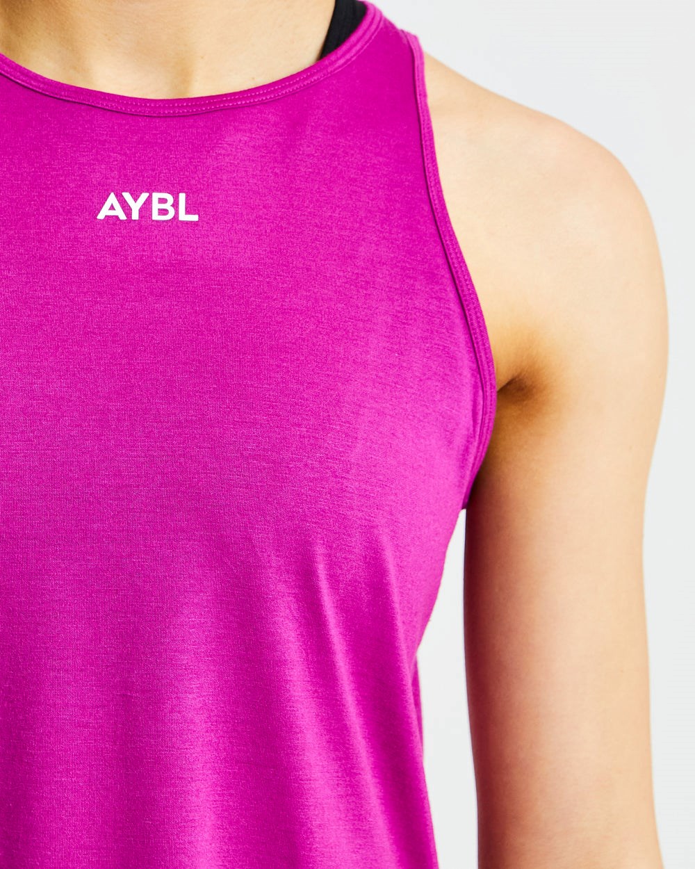 AYBL Strive Vest Magenta | 324561-UBP