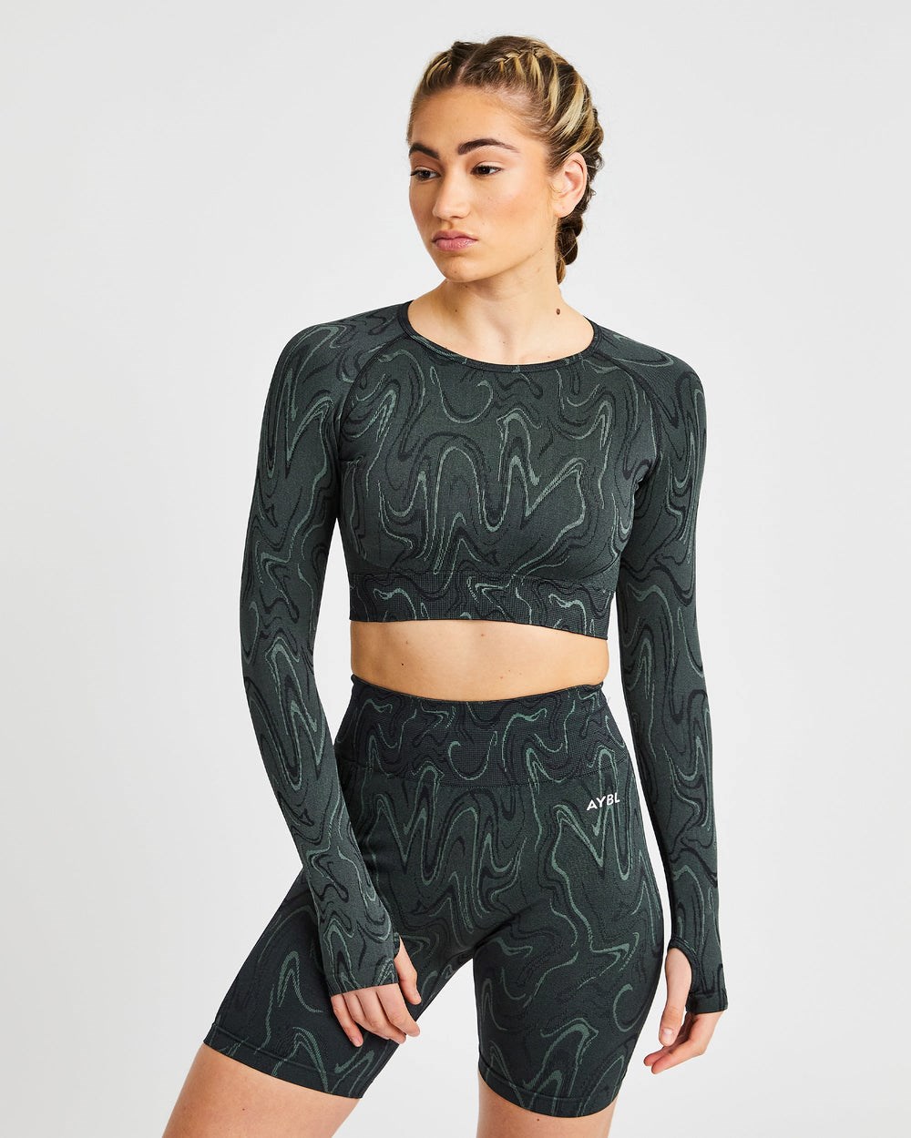 AYBL Velocity Seamless Long Sleeve Crop Top Czarne | 509318-GCZ